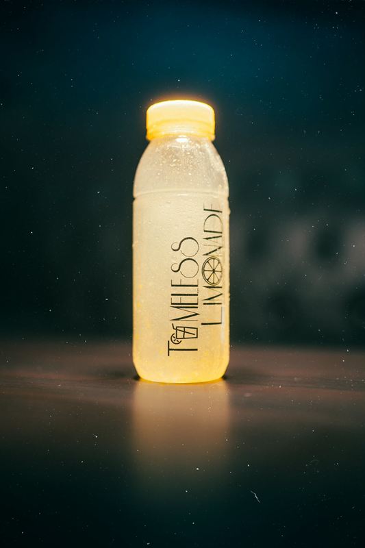 Timeless Limonade in der Flasche